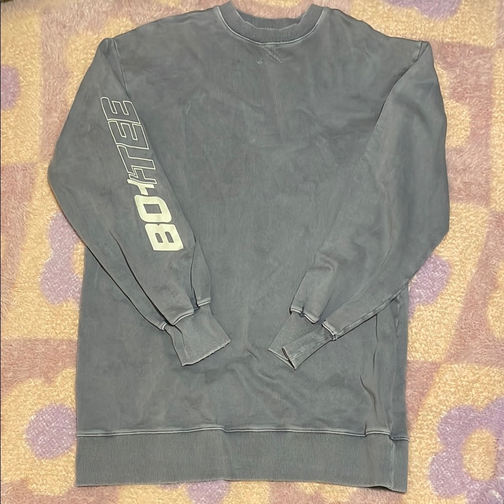 Gray Crewneck Sweater with Ribbed Cuffs
